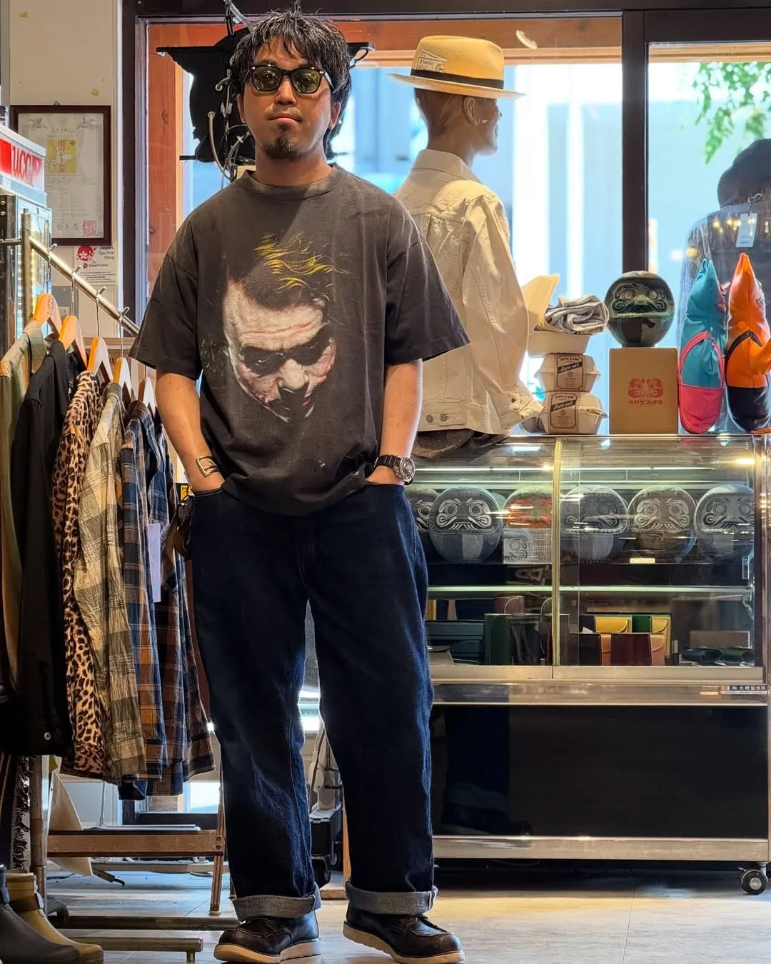 ⚠️This season's most important Batman and Joker IP collaboration SAINT Mxxxxxx x The Dark Knight BTM SS TEE /JOKER/BLACK Dark Knight Batman co-branded Joker character TEE Washed black S-XL Assute ready-to-wear dyeing, faded, re-washed and distressed, authentic proofing, custom-woven correct main mark, washed mark, difference between pictures and production, top-notch printing technology, God restores every pore of the Joker's headshot